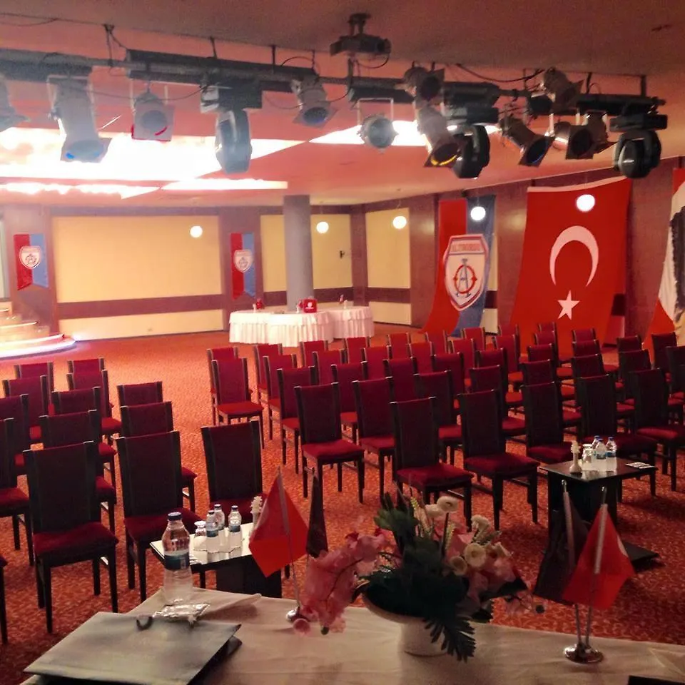 Royal Palace Kusadasi Hotel