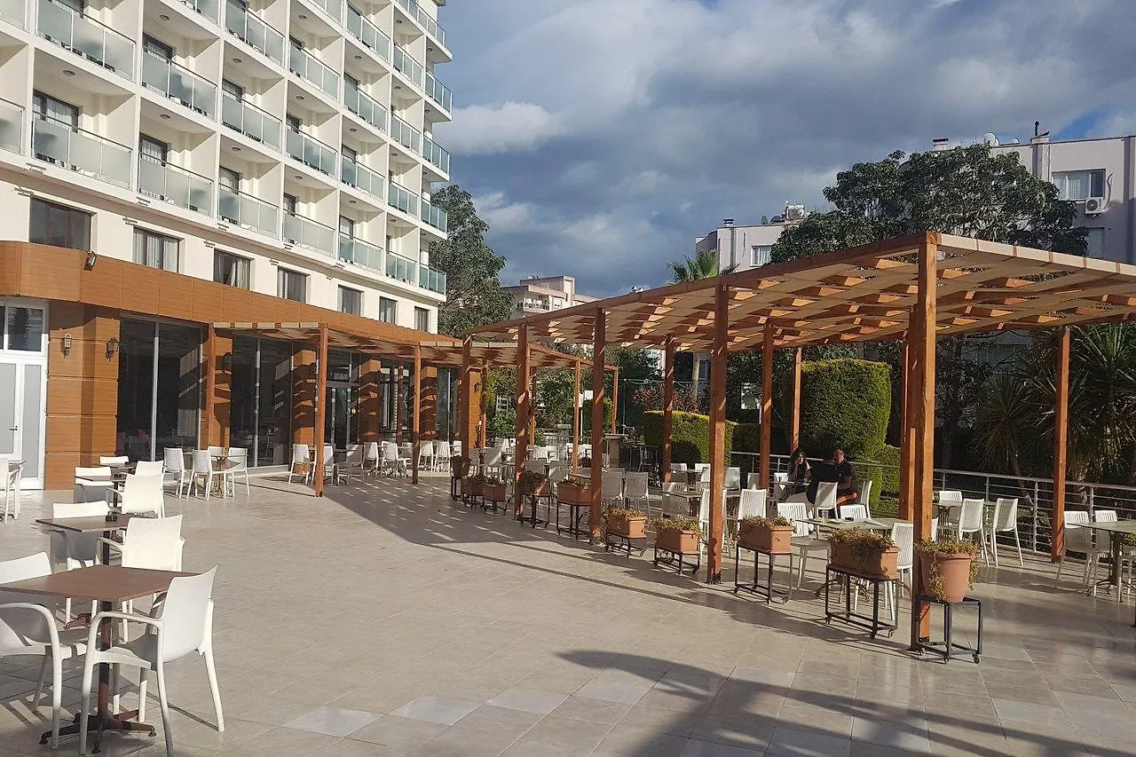 Royal Palace Kusadasi Hotel