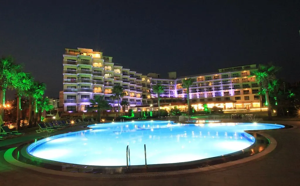 Royal Palace Kusadasi Hotel