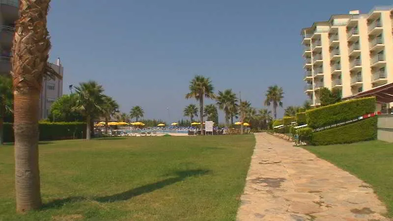 Royal Palace Kusadasi Hotel